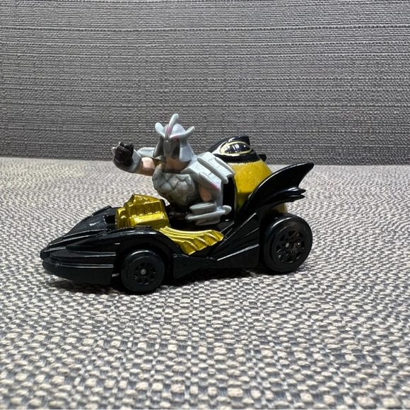 (2014) Playmates TMNT SHREDDER Die-Cast Race Car - Picture 1 of 4